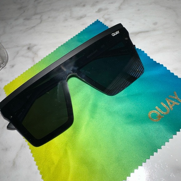 Quay Australia Accessories - QUAY SUNGLASSES